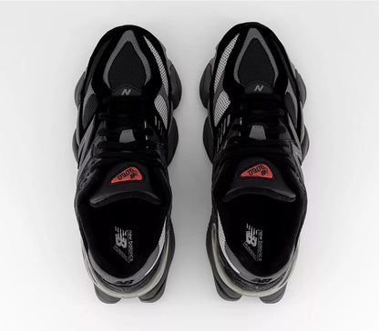 New Balance 9060 ‘Black-Grey-Red’